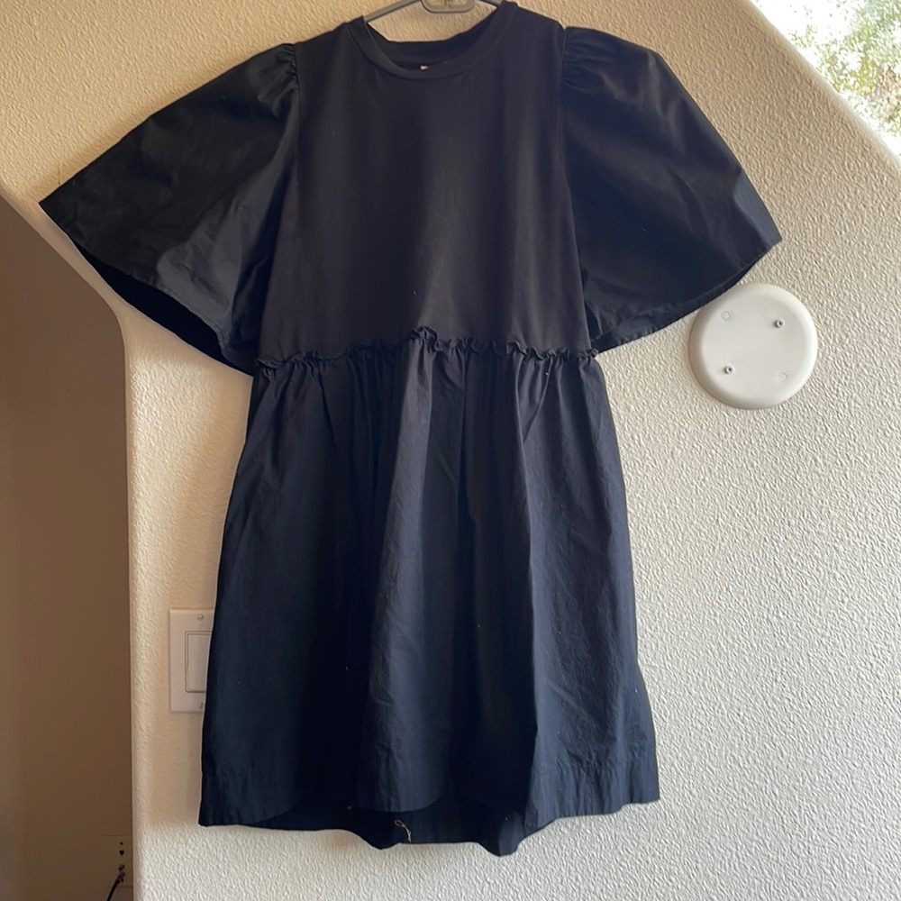 Puff sleeve dress